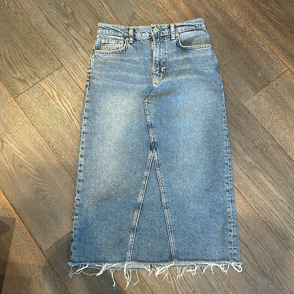 Mid-length denim skirt